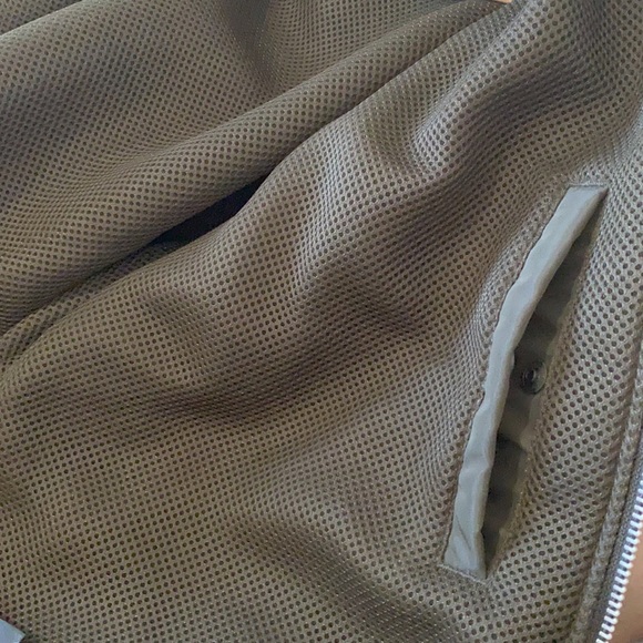 ‼️SOLD‼️ UNIQLO jacket - Picture 7 of 7